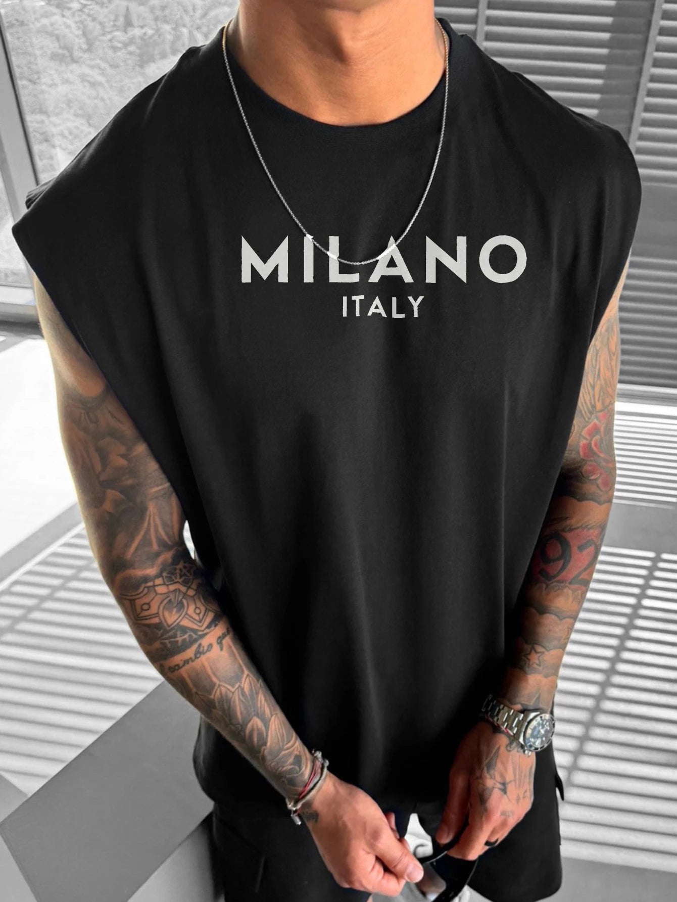 Camiseta Masculina de Manga Curta