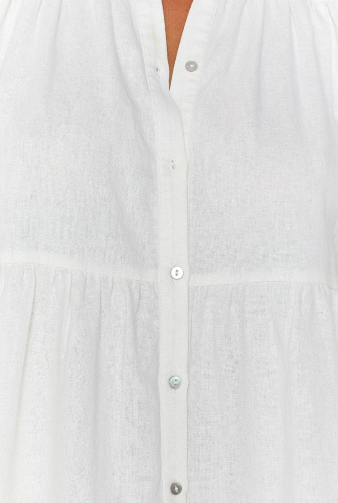 Vestido Curto de Algodão Branco com Botões