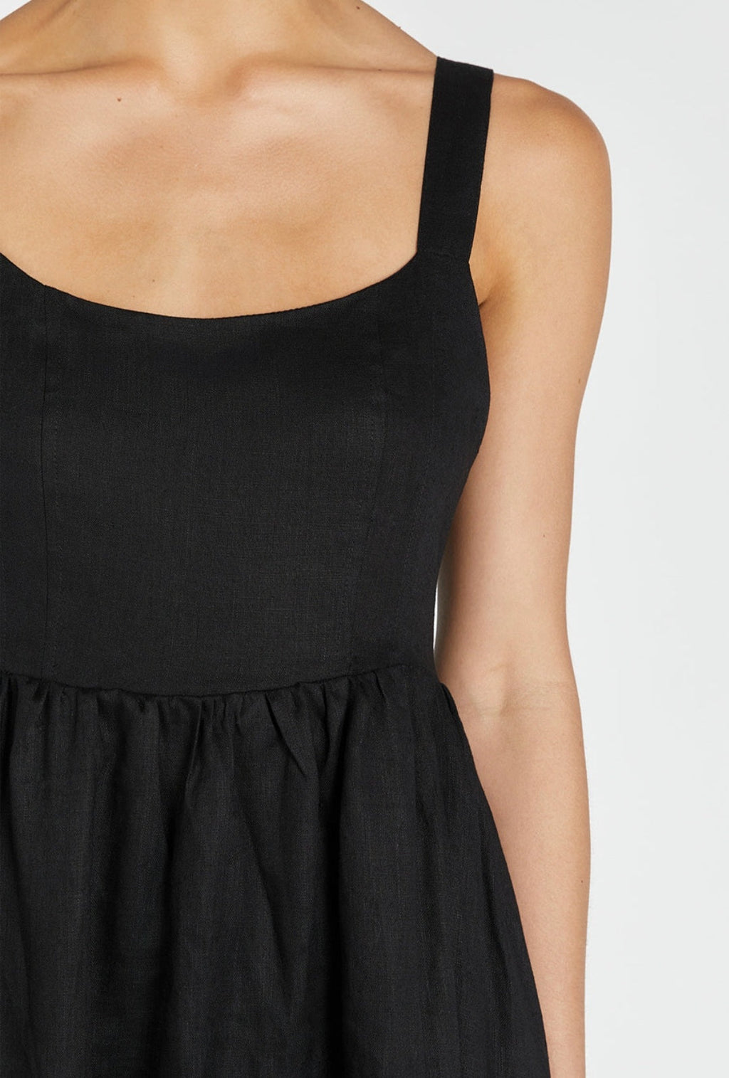 Vestido de Linho Preto