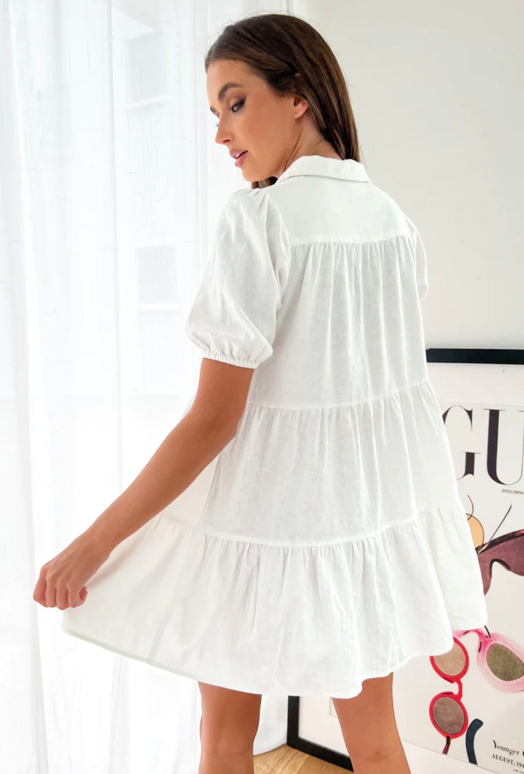 Vestido Curto de Algodão Branco com Botões